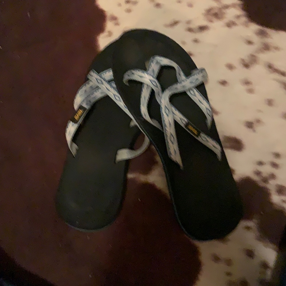 Women’s sandles